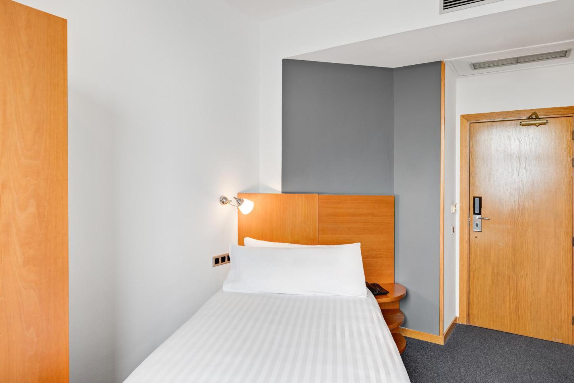 B&B Hotel Barcelona Mollet Porta De Gallecs Mollet del Vallès Kültér fotó