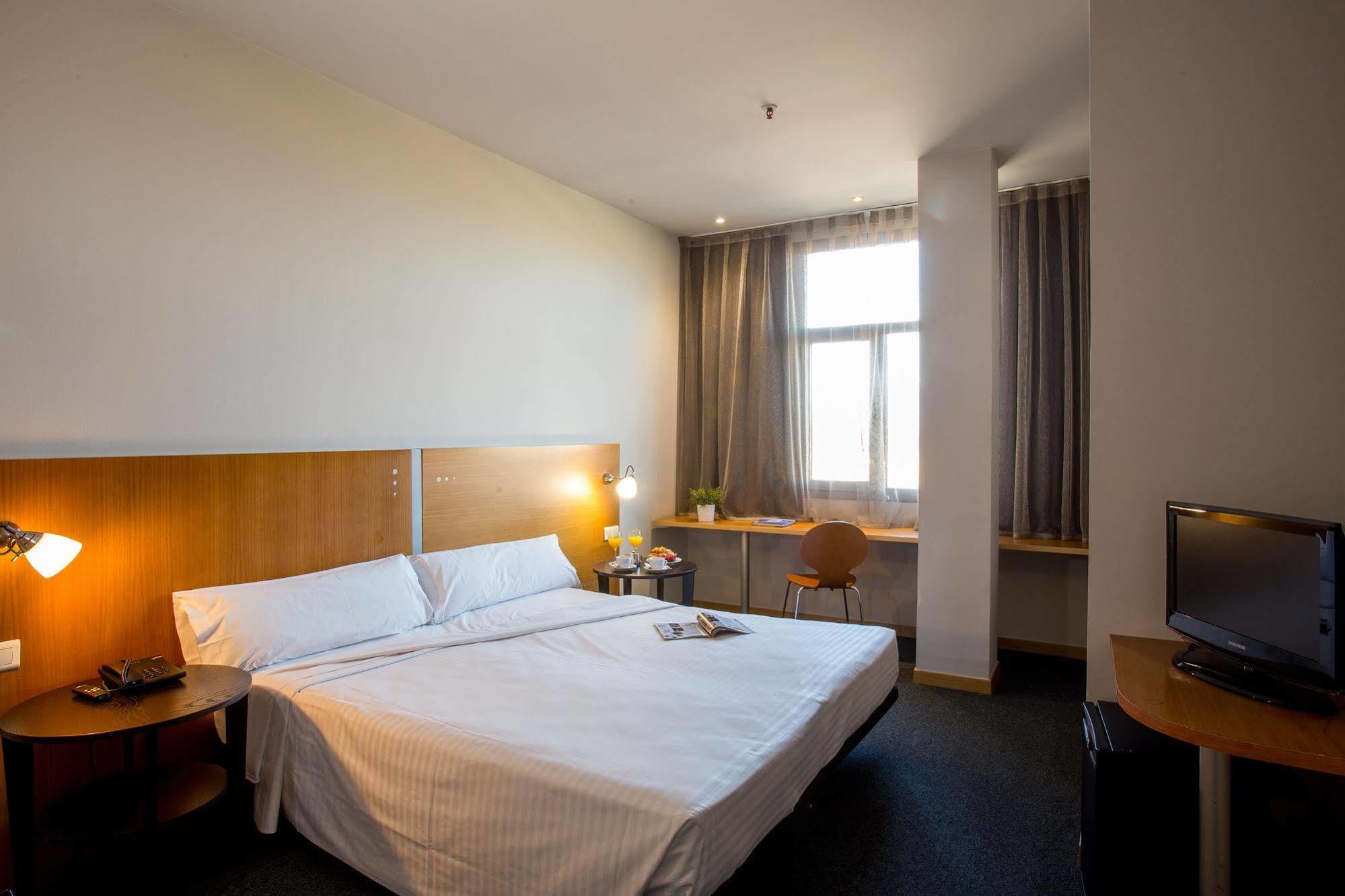 B&B Hotel Barcelona Mollet Porta De Gallecs Mollet del Vallès Kültér fotó